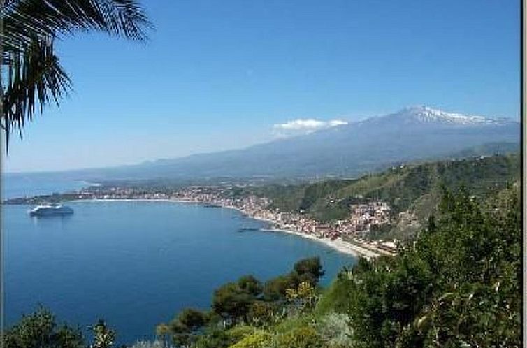 Appartement Wohnung mit Garten, Terrasse und Grill