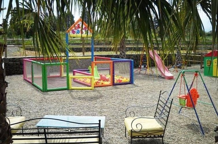 Appartement Wohnung mit Garten, Terrasse und Grill