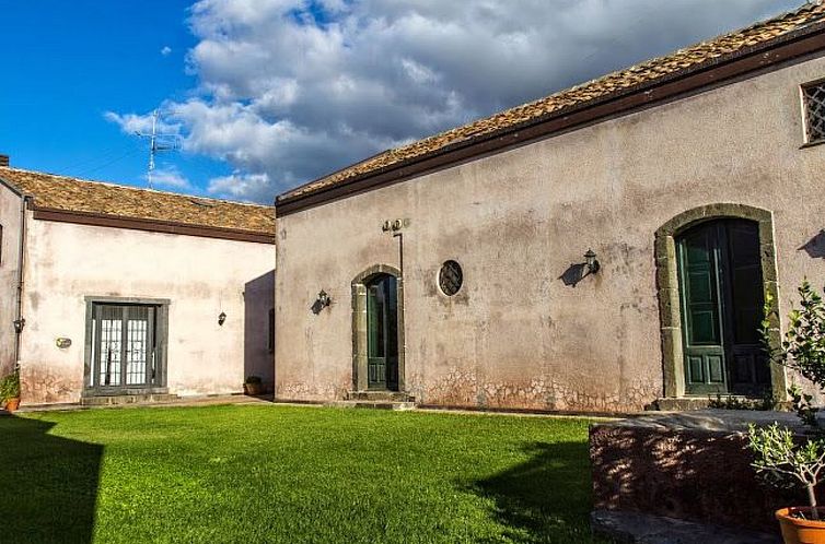 Vakantiehuis Ferienvilla 'Borgo degli Aranci