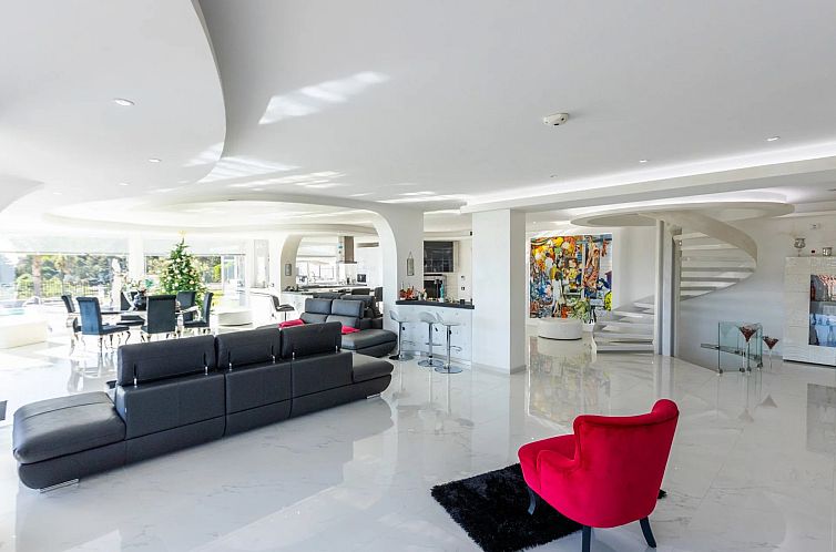 Vrijstaande woning in Palermo