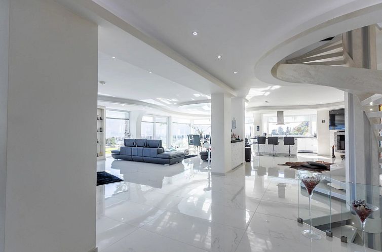 Vrijstaande woning in Palermo