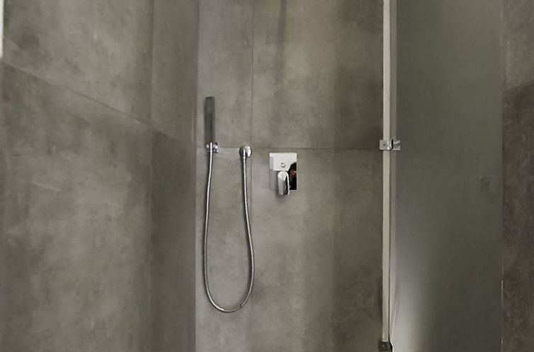 Appartement mit Balkon