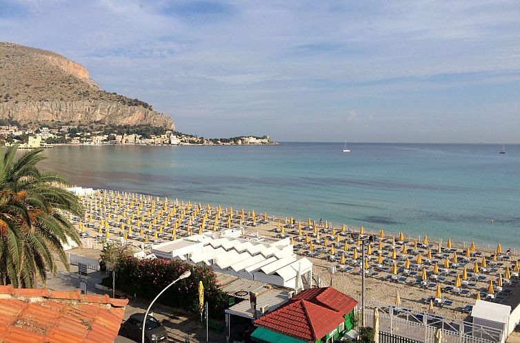 Guest house 0945138 - Apartment Sicily - Appartement Wohnung in Jugendstilvilla