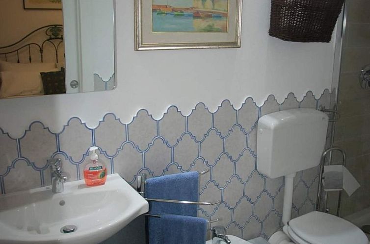 Appartement mit Balkon