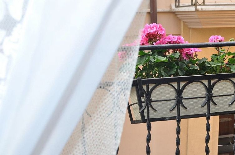 Appartement mit Balkon