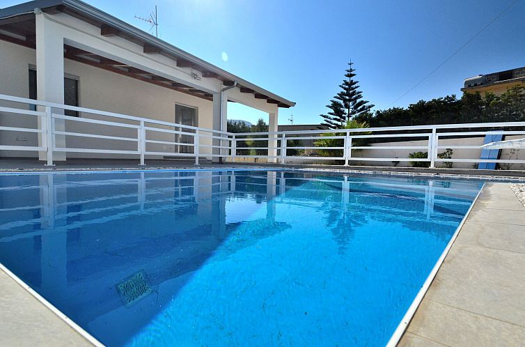 Vakantiehuis Haus in Alcamo mit privatem Pool