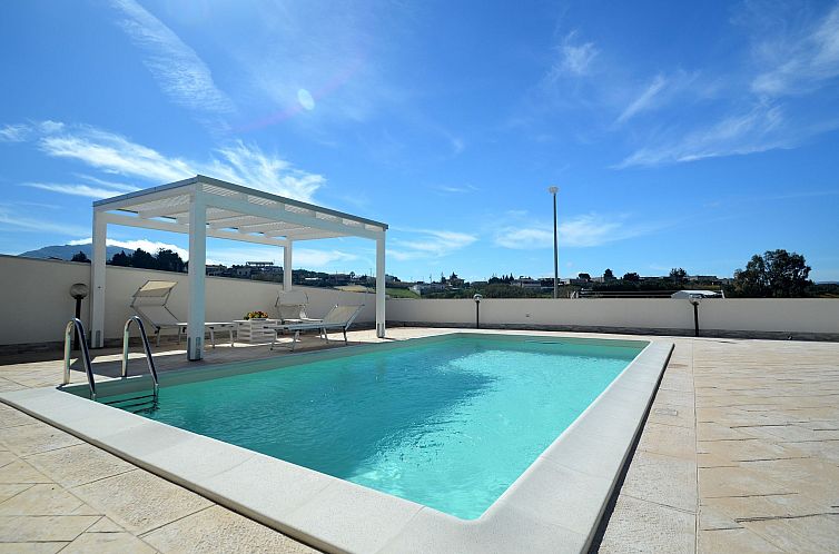 Vakantiehuis Chalet mit privatem Pool 8 Plätze klimatisiert