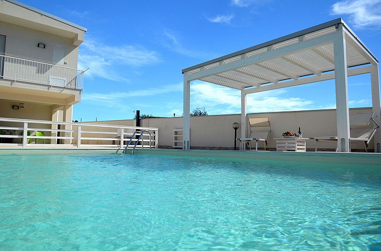 Vakantiehuis Chalet mit privatem Pool 8 Plätze klimatisiert
