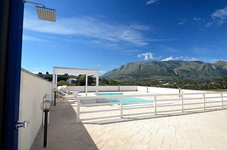 Vakantiehuis Chalet mit privatem Pool 8 Plätze klimatisiert