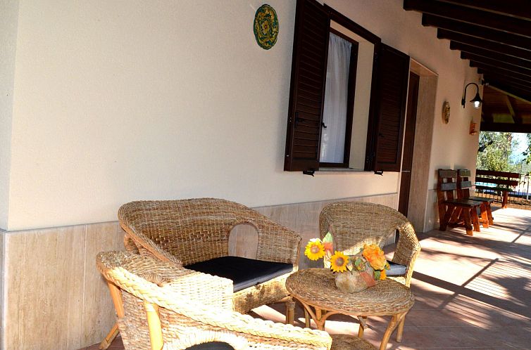 Vakantiehuis Villa mit privatem Pool 11 Betten