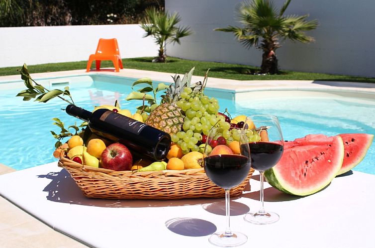 Vakantiehuis Villa in Sizilien am Meer mit beheiztem Pool