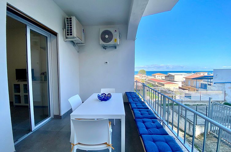 Guest house 09453119 - Apartment Sicily - Appartement Casa La Mamà, Strand 150 m entfernt