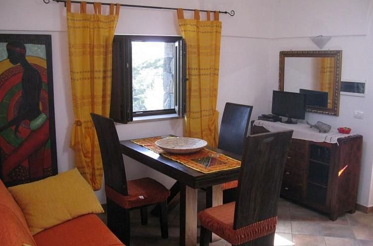 Appartement Dammuso mit Terrasse und Meerblick