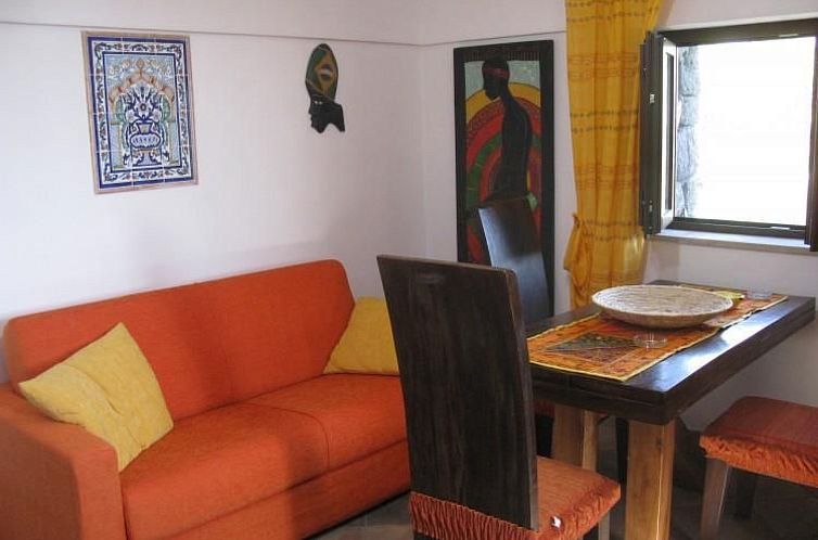 Appartement Dammuso mit Terrasse und Meerblick