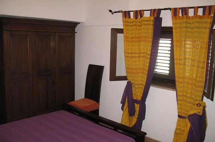 Appartement Dammuso mit Terrasse und Meerblick