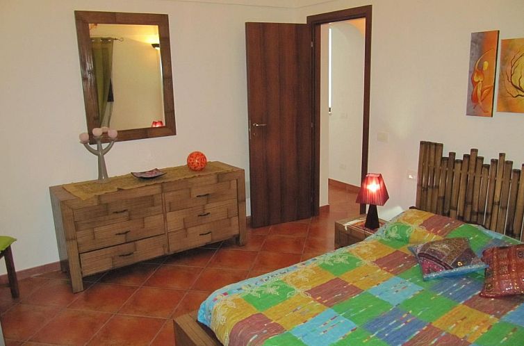 Appartement Dammuso mit Terrasse und Meerblick