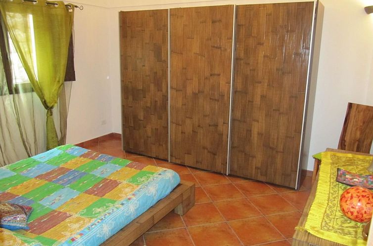 Appartement Dammuso mit Terrasse und Meerblick
