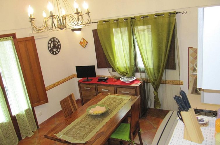 Appartement Dammuso mit Terrasse und Meerblick