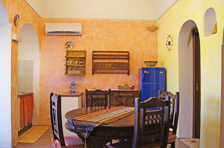 Appartement Dammuso mit Terrasse und Meerblick