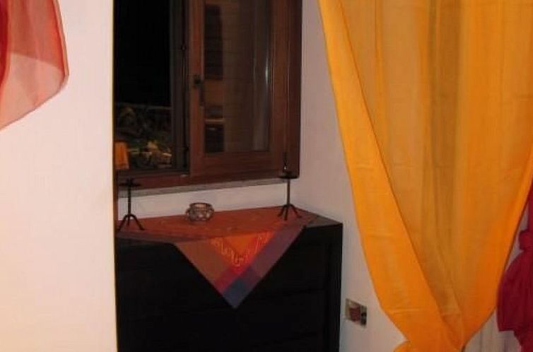Appartement Dammuso mit Terrasse und Meerblick