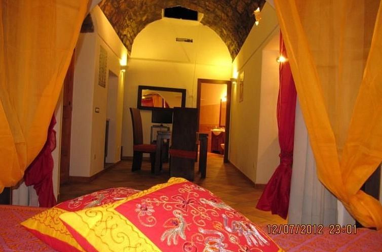 Appartement Dammuso mit Terrasse und Meerblick
