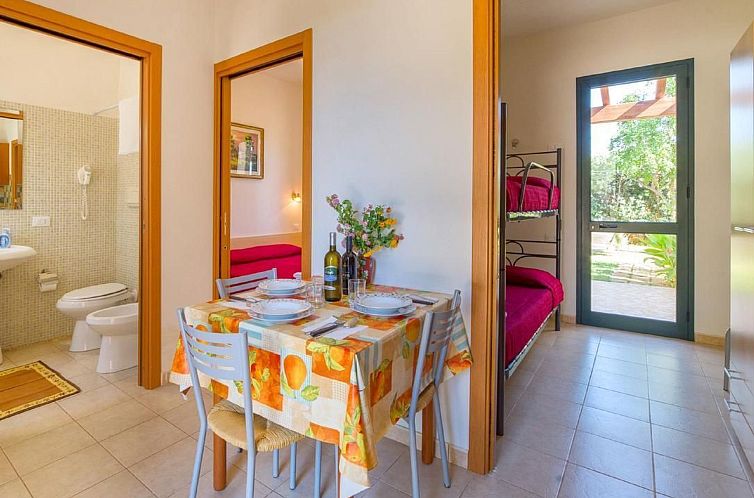 Appartement in Marsala mit Terrasse, gemeinschaftlichem Pool