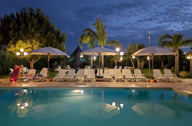 Appartement in Marsala mit Terrasse, gemeinschaftlichem Pool