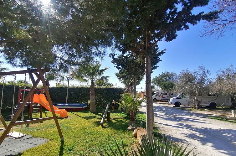 Appartement in Marsala mit Terrasse, gemeinschaftlichem Pool