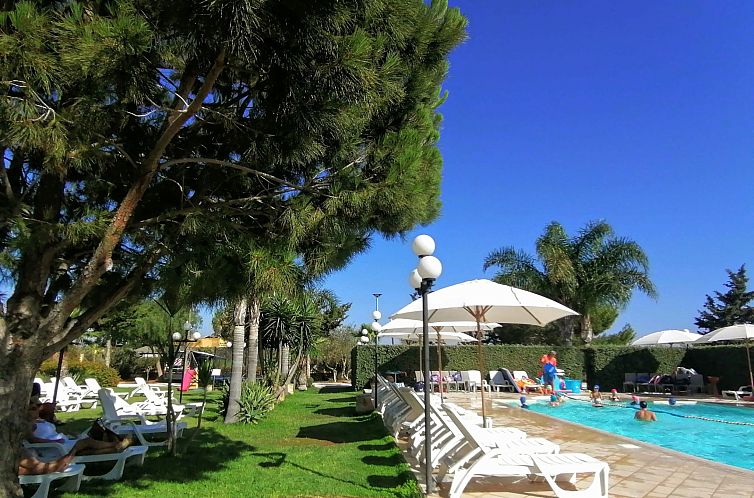Appartement in Marsala mit Terrasse, gemeinschaftlichem Pool