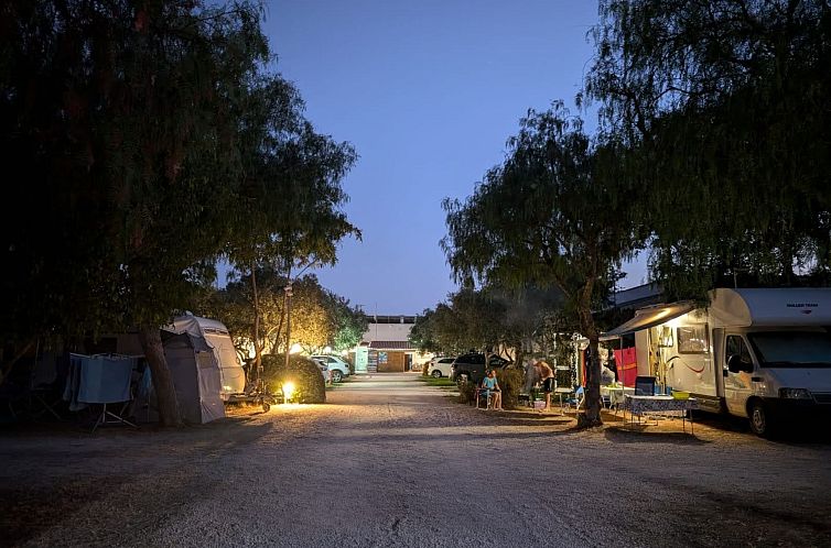 Appartement Angenehme Wohnung mit Terrasse, Schwimmbad