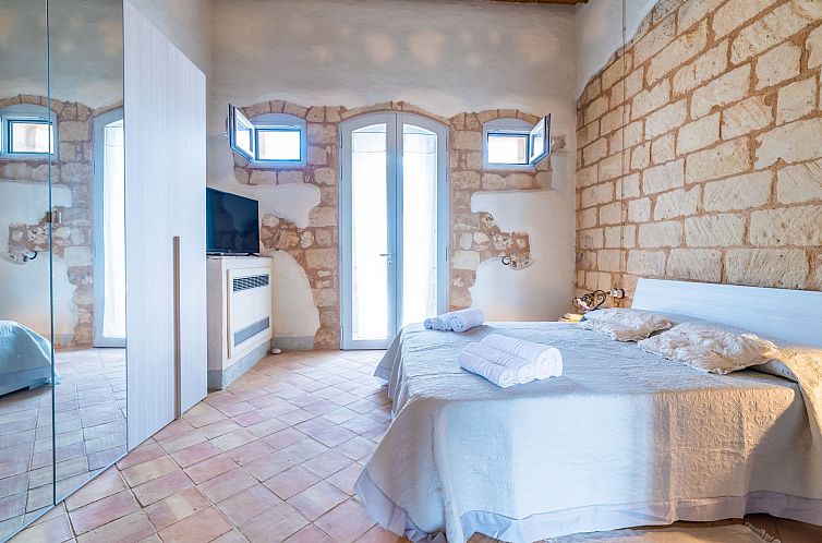 Vakantiehuis Zwei Einheiten, Luxus, Schwimmbad, Gemüsegarte
