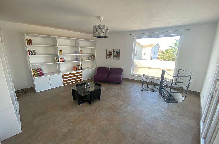 Vakantiehuis Villa 'Mama Cossyra' in der Nähe des Strandes