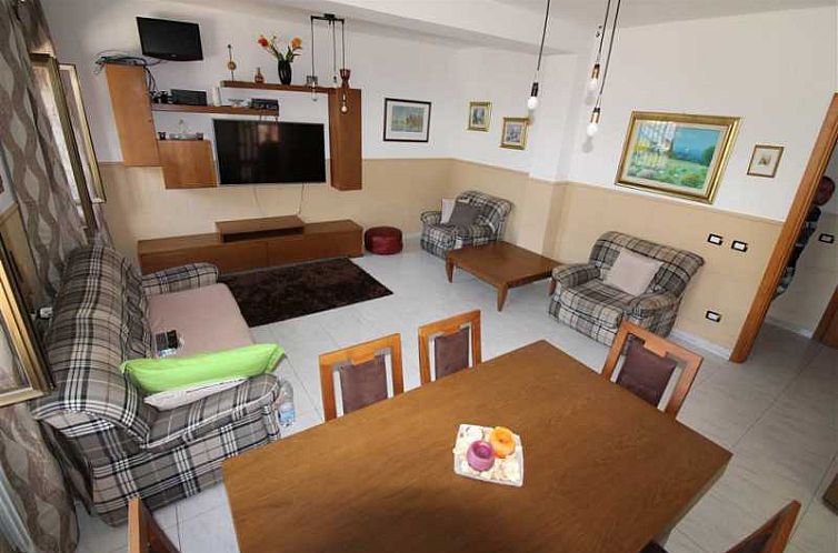 Vrijstaande woning in Agnone Fortezza