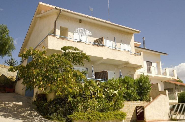 Appartement Appartement in Sciacca mit Terrasse und Grill