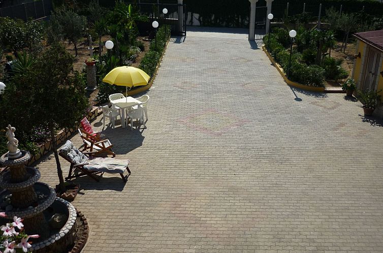 Vakantiehuis Haus in Licata mit Grill, Garten und Terrasse