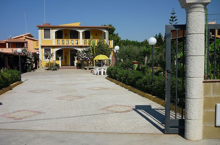 Vakantiehuis Haus in Licata mit Grill, Garten und Terrasse
