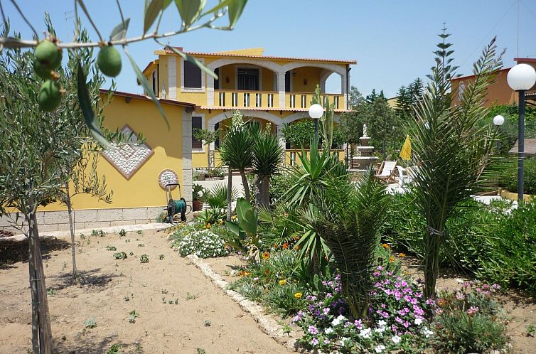 Vakantiehuis Haus in Licata mit Grill, Garten und Terrasse