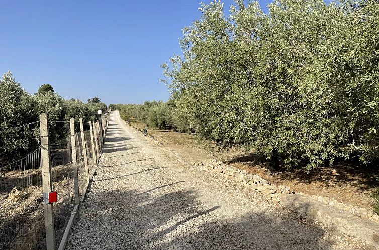 Vrijstaande woning in Butera