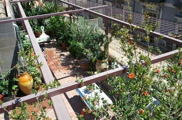 Appartement mit Balkon
