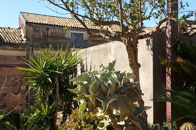 Appartement mit Balkon