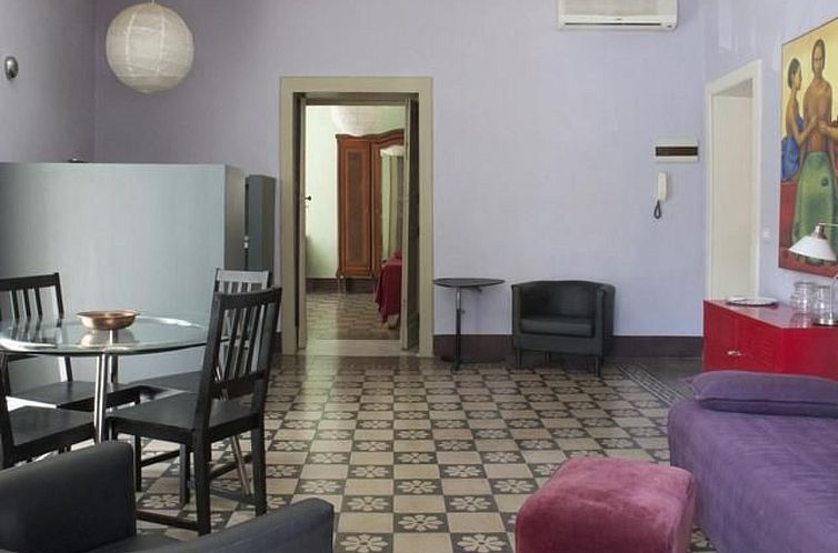 Appartement mit Balkon