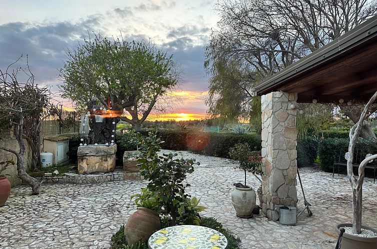 Vrijstaande woning in Noto