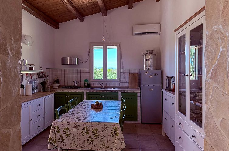 Vrijstaande woning in Noto