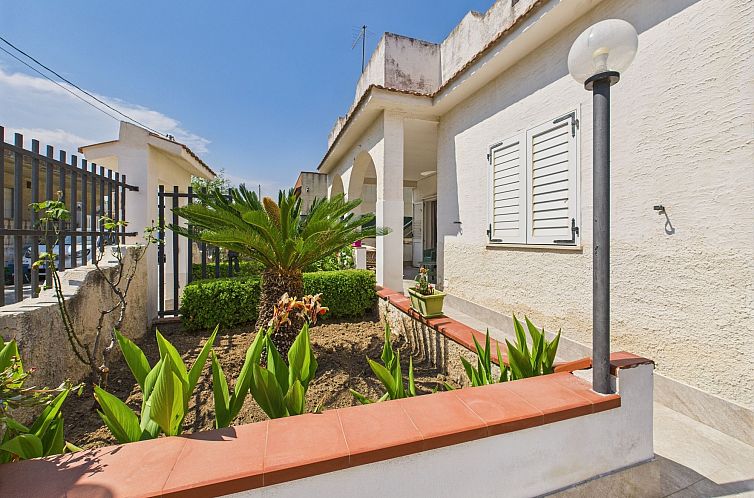 Vrijstaande woning in Noto