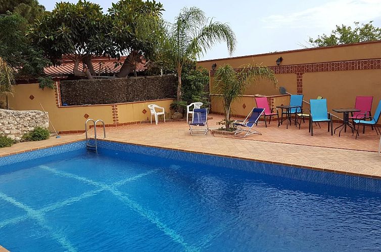Appartement SYRAKUS IN WOHNSITZ MIT POOL PLEMMIRIO
