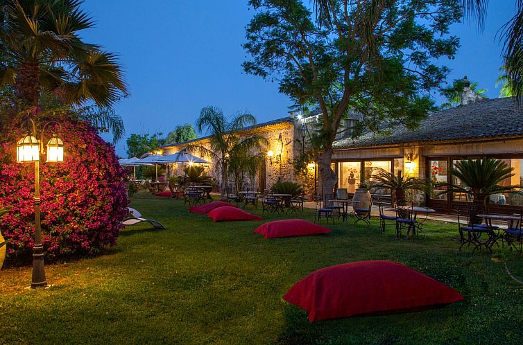 Vakantiehuis Villa dei Papiri - Exklusives Zimmer mit möbli