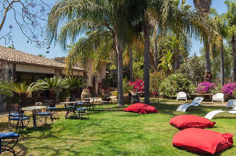 Vakantiehuis Villa dei Papiri - Exklusives Zimmer mit möbli