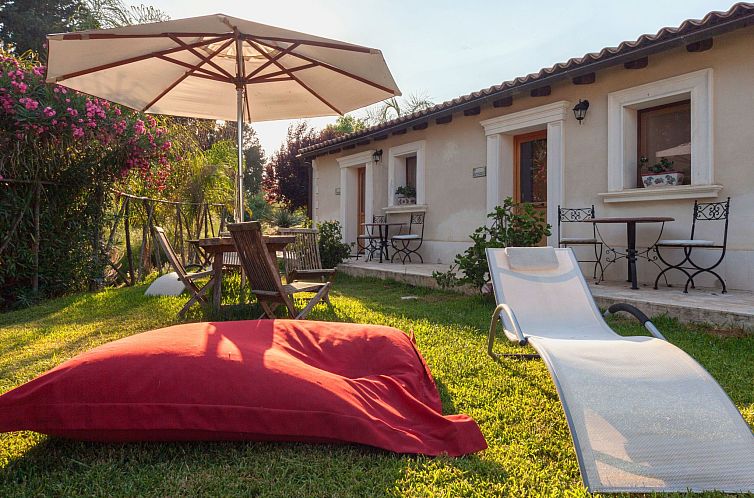 Vakantiehuis Villa dei Papiri - Exklusives Zimmer mit möbli