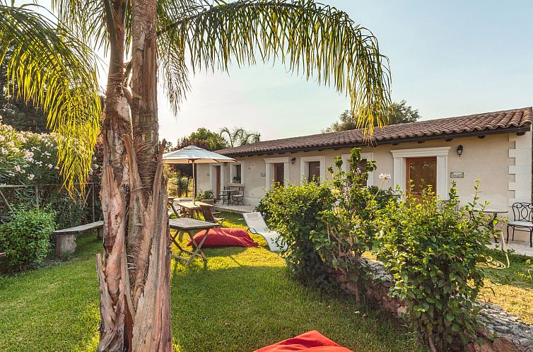 Vakantiehuis Villa dei Papiri - Exklusives Zimmer mit möbli