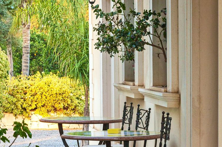 Vakantiehuis Villa dei Papiri - Exklusives Zimmer mit möbli